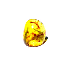 Load image into Gallery viewer, Amber coloured resin ring
