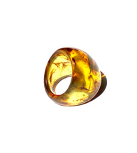 Load image into Gallery viewer, Amber coloured resin ring
