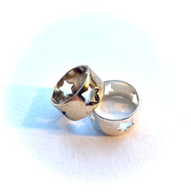 Load image into Gallery viewer, Star ring, brass
