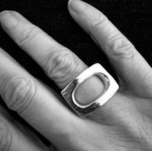 Load image into Gallery viewer, Rec ring, silver
